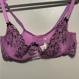 Cacique 1/4 Cup Elegant Lace Women's Bra in Purple